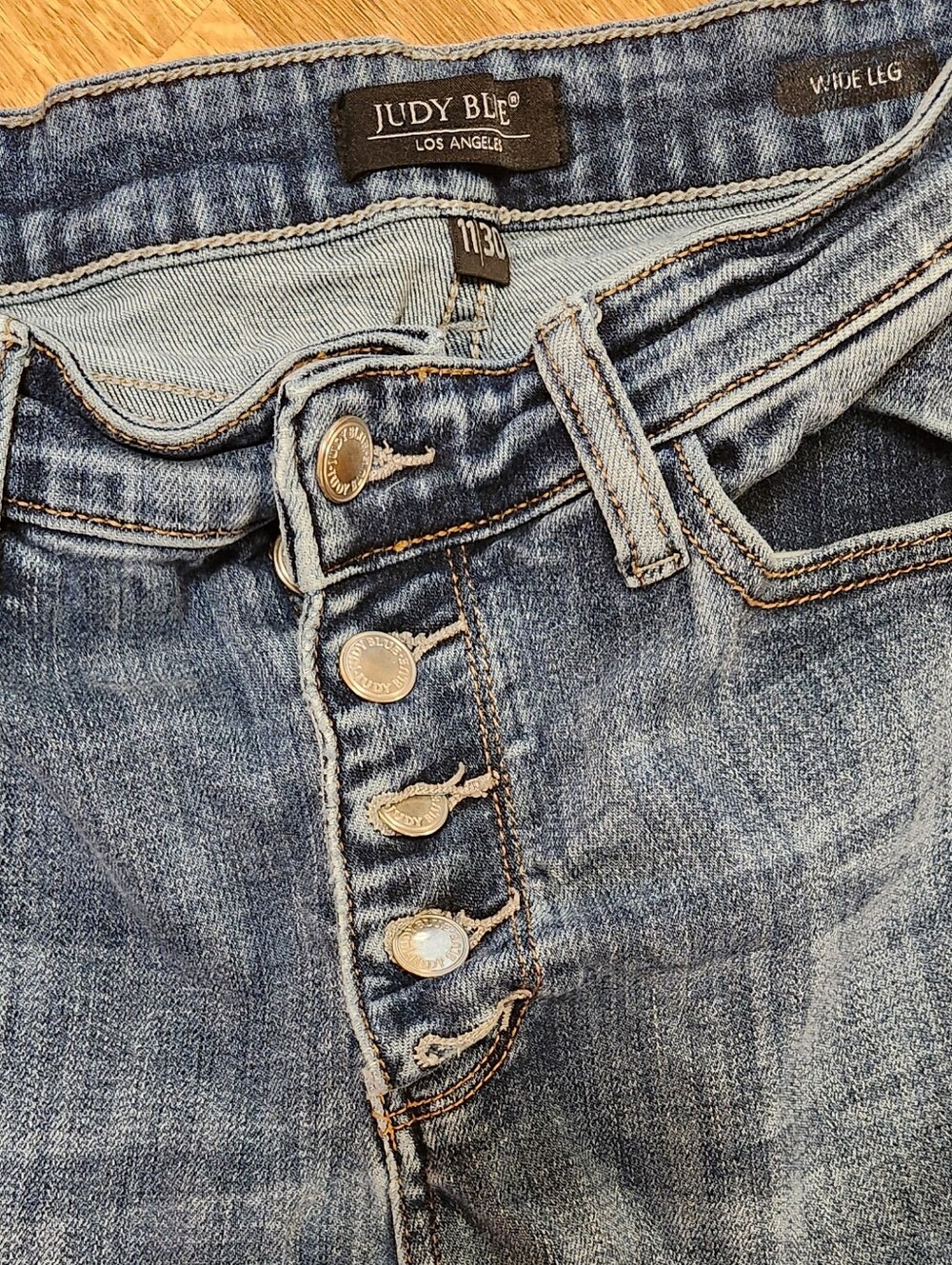 Judy Blue Button-Fly Wide Leg Jeans - Medium Blue Wash, Size 11 (30)